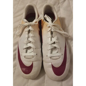 Youth Soccer Cleats Nike Mercurial Size 3.5 553631-168 red orange and white